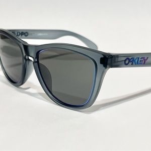 Oakley Prizm Frogskins Cool Matte Gray Fire&Ice Collection Ombré Logo Sunglasses